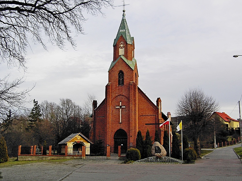 Kościół w grudniu 2013 r.
